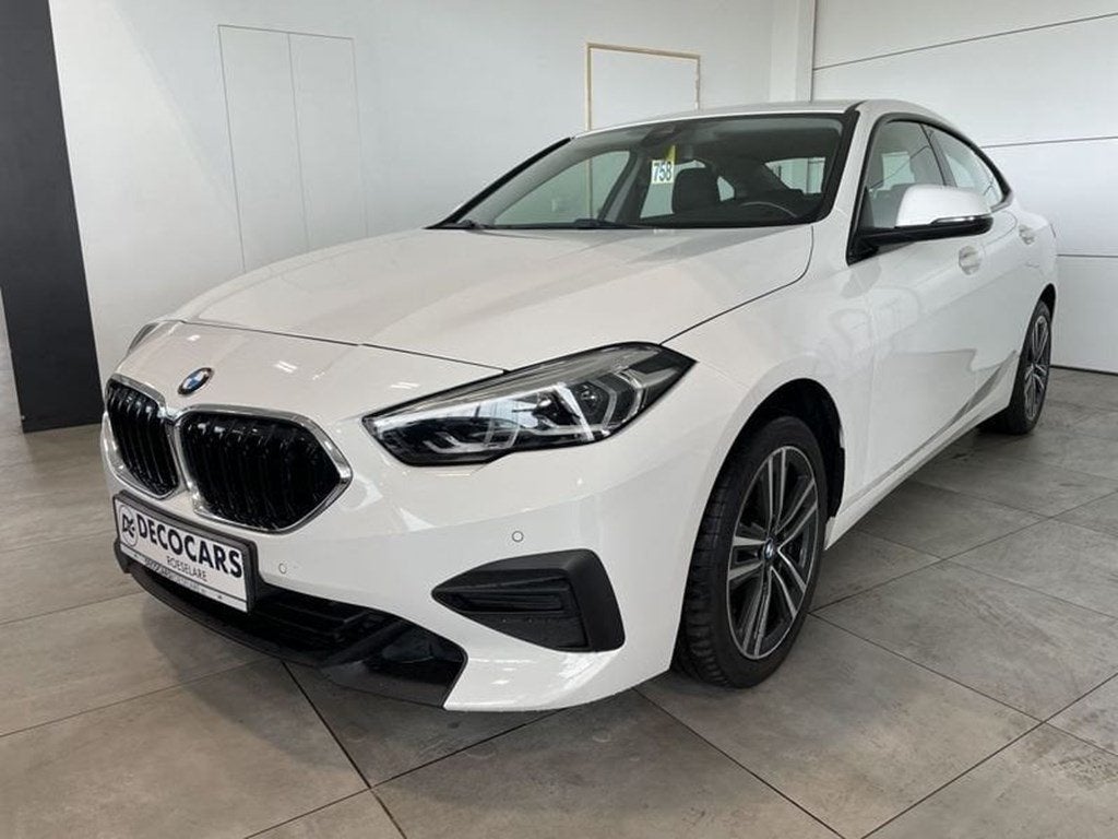 BMW 220i Gran Coupe Automaat / Virtual cockpit / Navigatie, Auto's, BMW, 2 Reeks, 136 pk, Wit, 5 deurs
