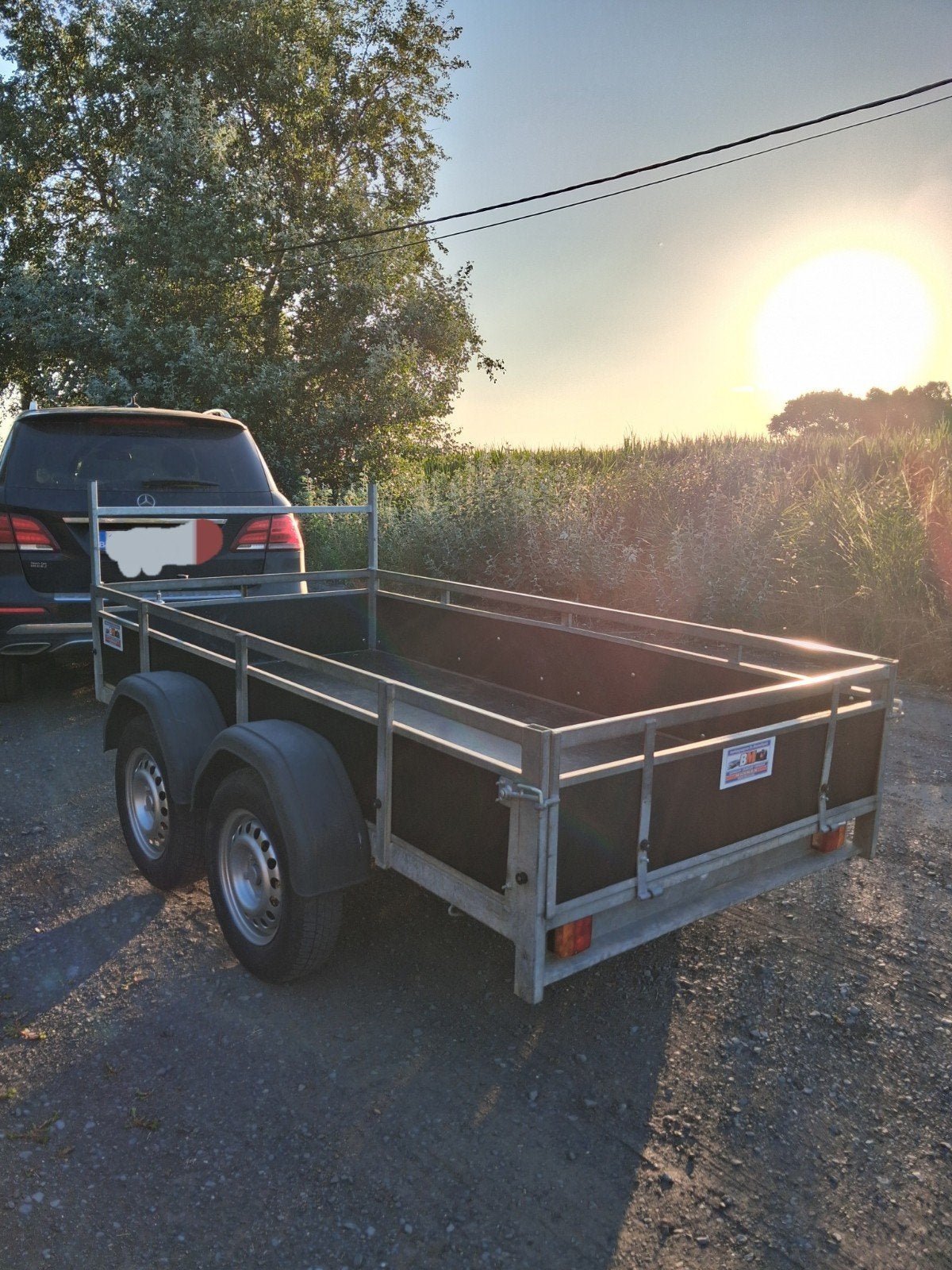 Remorque double essieu de 750 kg de 2m60 x 1m32 en très bon, Enlèvement, Comme neuf