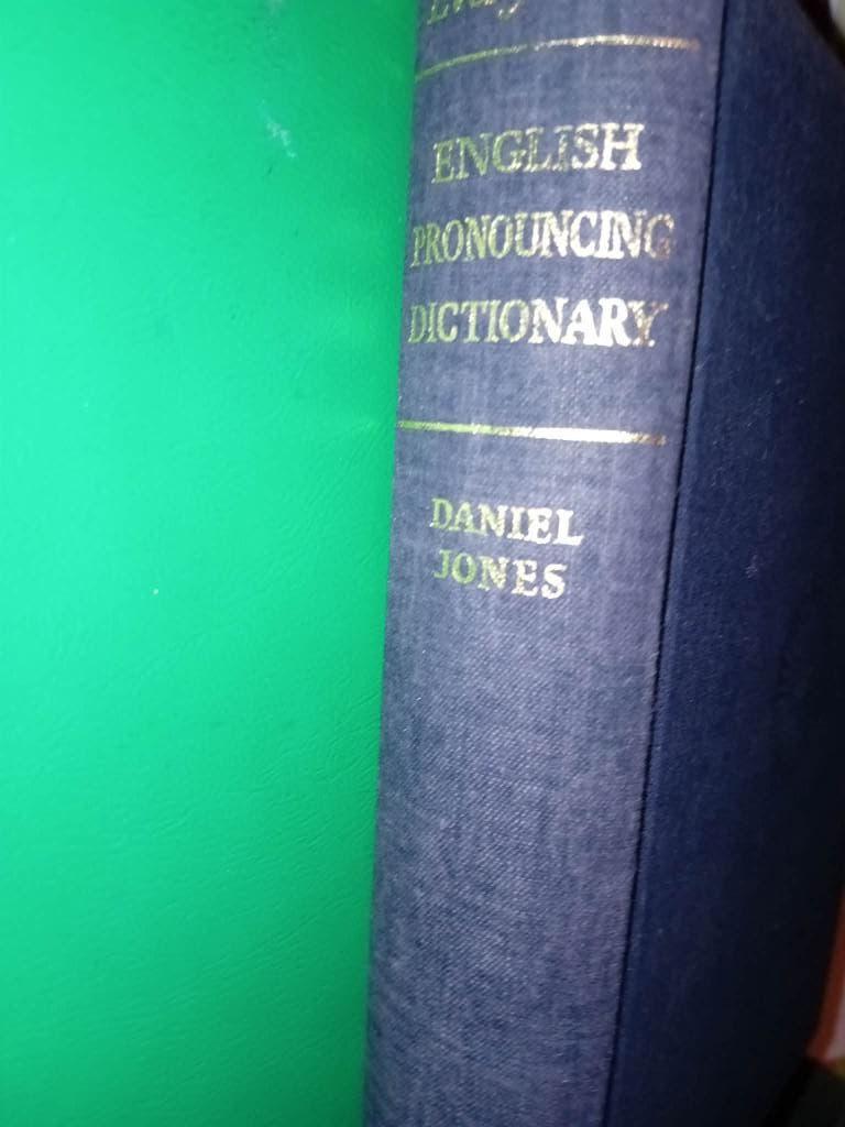 livre : dictionnaire de prononciation en anglais, Livres, Enlèvement ou Envoi, Comme neuf, Anglais, Autres éditeurs