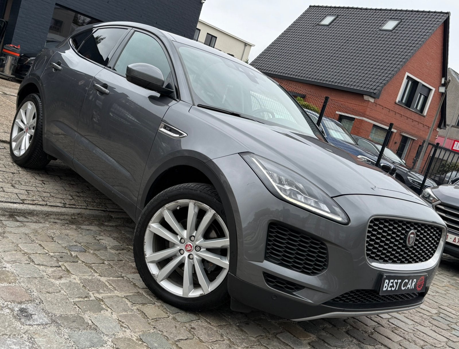 Jaguar E-Pace 2.0D AWD SE * Full Option, Auto's, Automaat, 4 cilinders, Panoramadak, Leder