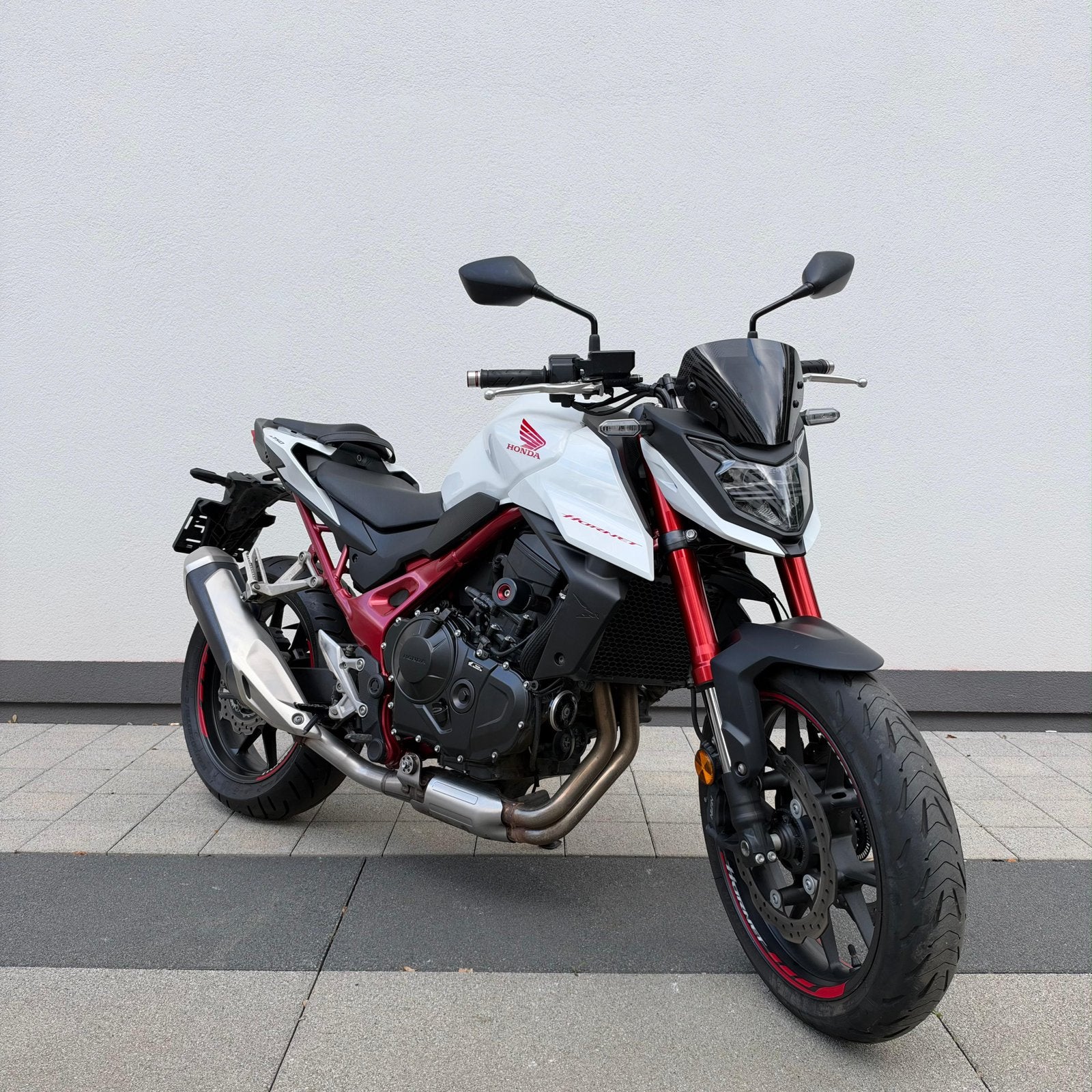 Honda Hornet 750, Permis Moto A, Plus de 35 kW, 2 cylindres, Particulier