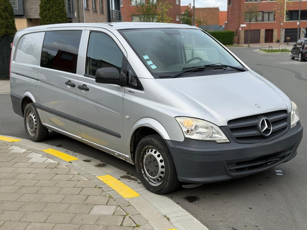 MERCEDES VITO 113CDI DUBBEL CABIN 2010 235000KM AC EURO5 5PL, Auto's, Bestelwagens en Lichte vracht, Euro 5, Stof, 22 cc, 96 kW