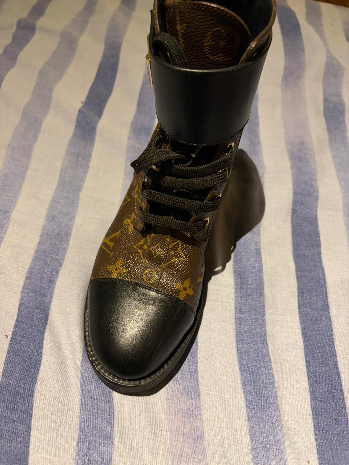 Louis vuitton, Vêtements | Femmes, Chaussures, Comme neuf, Brun, Enlèvement, Chaussures basses
