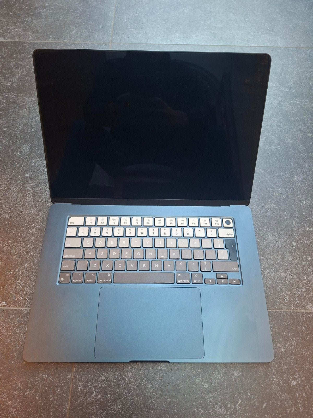 Macbook Air 15 Inch - M2 chip, Computers en Software, Ophalen, 256 GB, 15 inch, 8 GB
