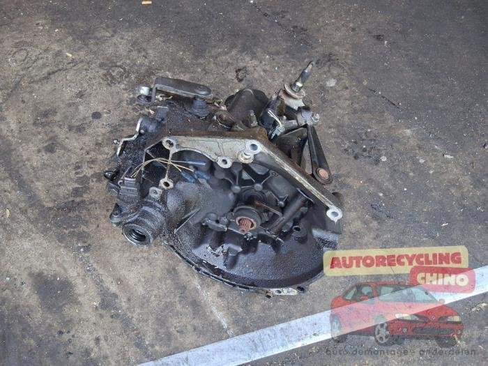 Versnellingsbak van een Citroen Berlingo, Gebruikt, -, Ophalen of Verzenden, -