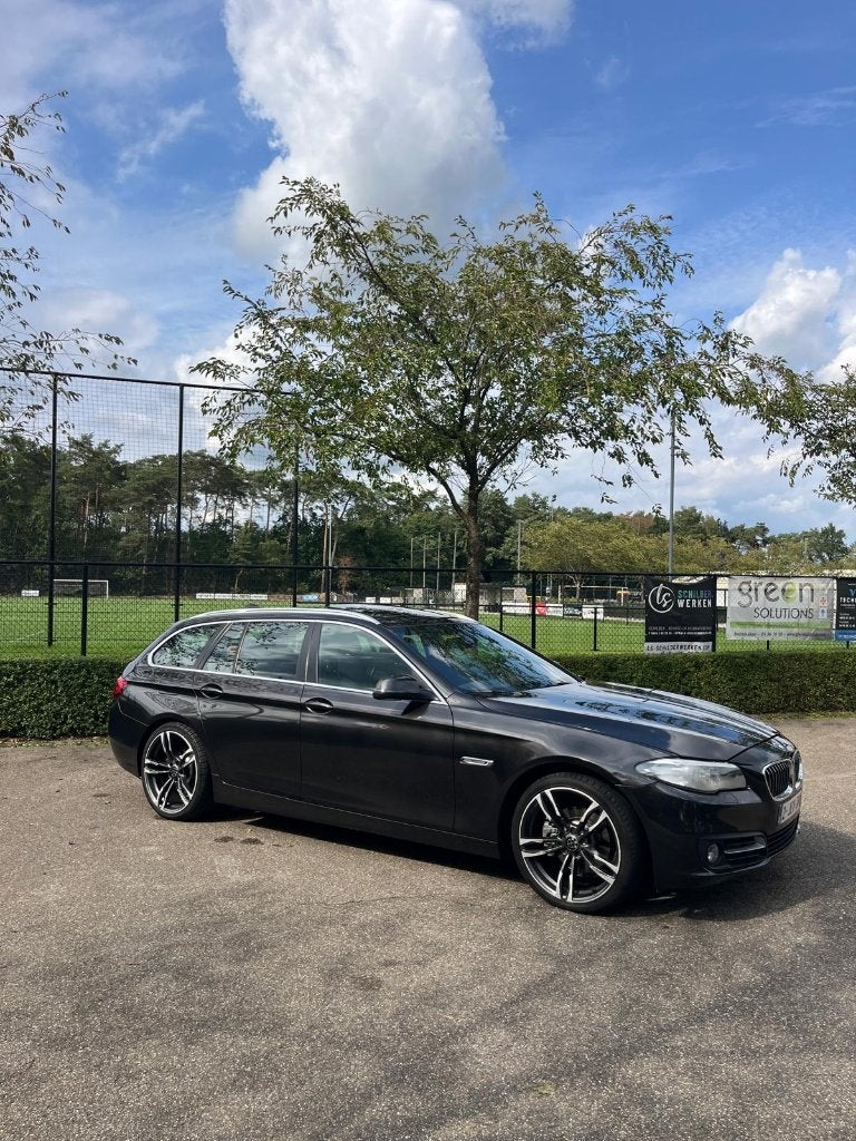 BMW 520d Touring Facelift, Autos, Cuir, Euro 6, 2000 kg, Automatique