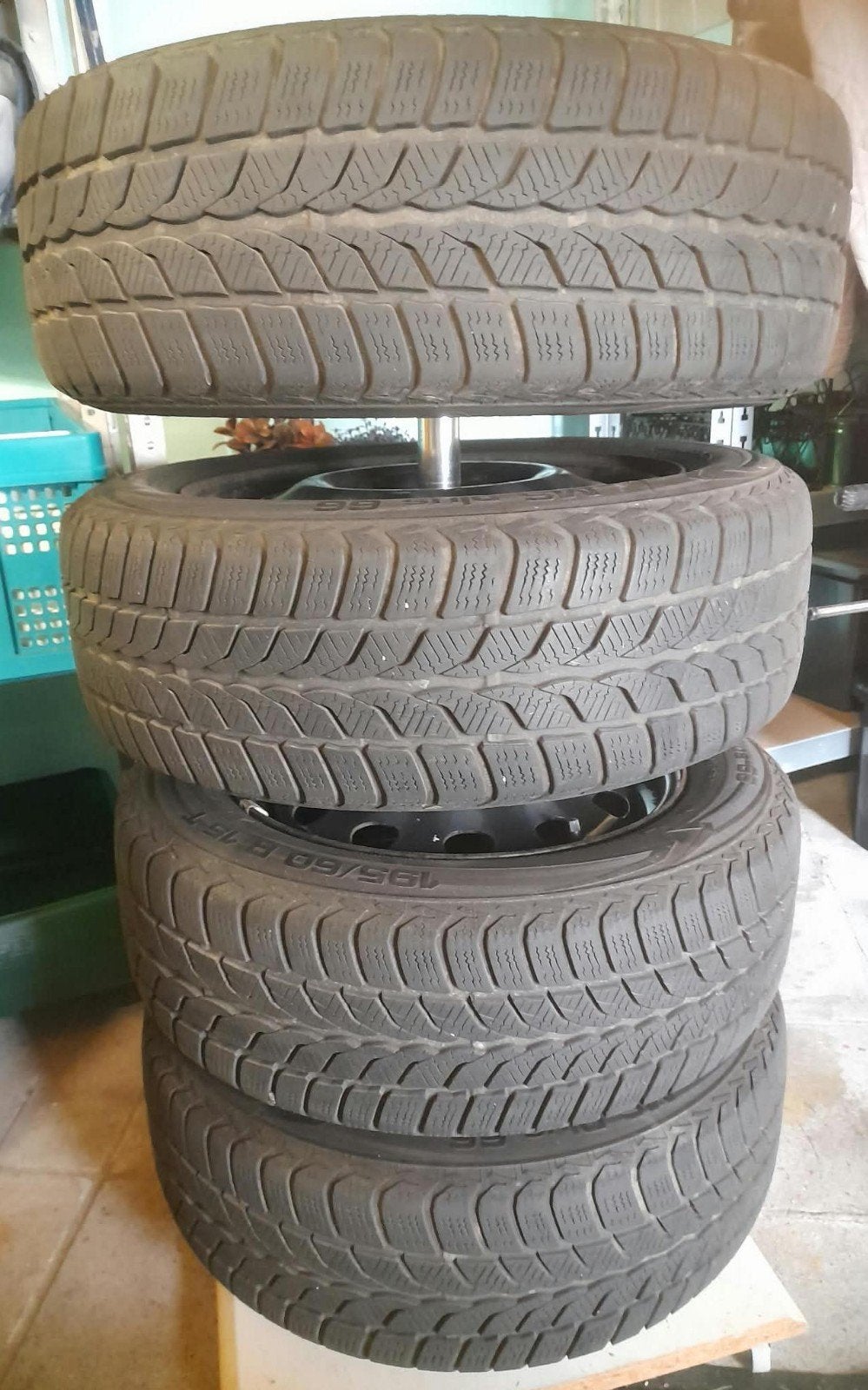 set winterbanden uniroyal 195/60/R15, Auto-onderdelen, Ophalen, Gebruikt, 15 inch, Winterbanden