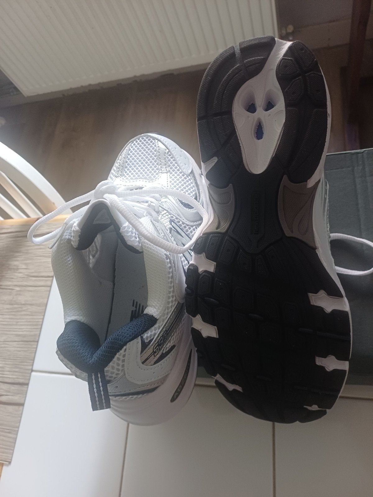 new balance neuves pointure 36 60 euros, Neuf, Garçon ou Fille, New balance, Enlèvement