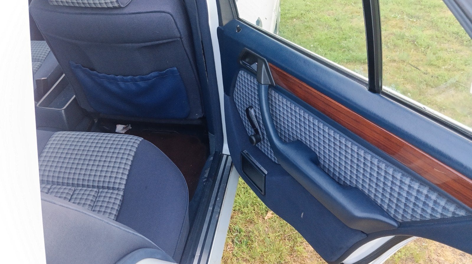 Mercedes-Benz W124 E300 Turbo Diesel Automaat Eerste eigenaa, foto 10