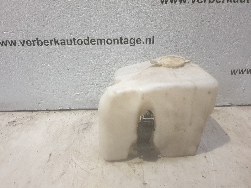 BOCAL LAVE-GLACE BMW 3 serie Touring (E36 / 3), Utilisé, BMW, Petuelring 130
80809  München, DE, Bayerische Motoren Werke AG