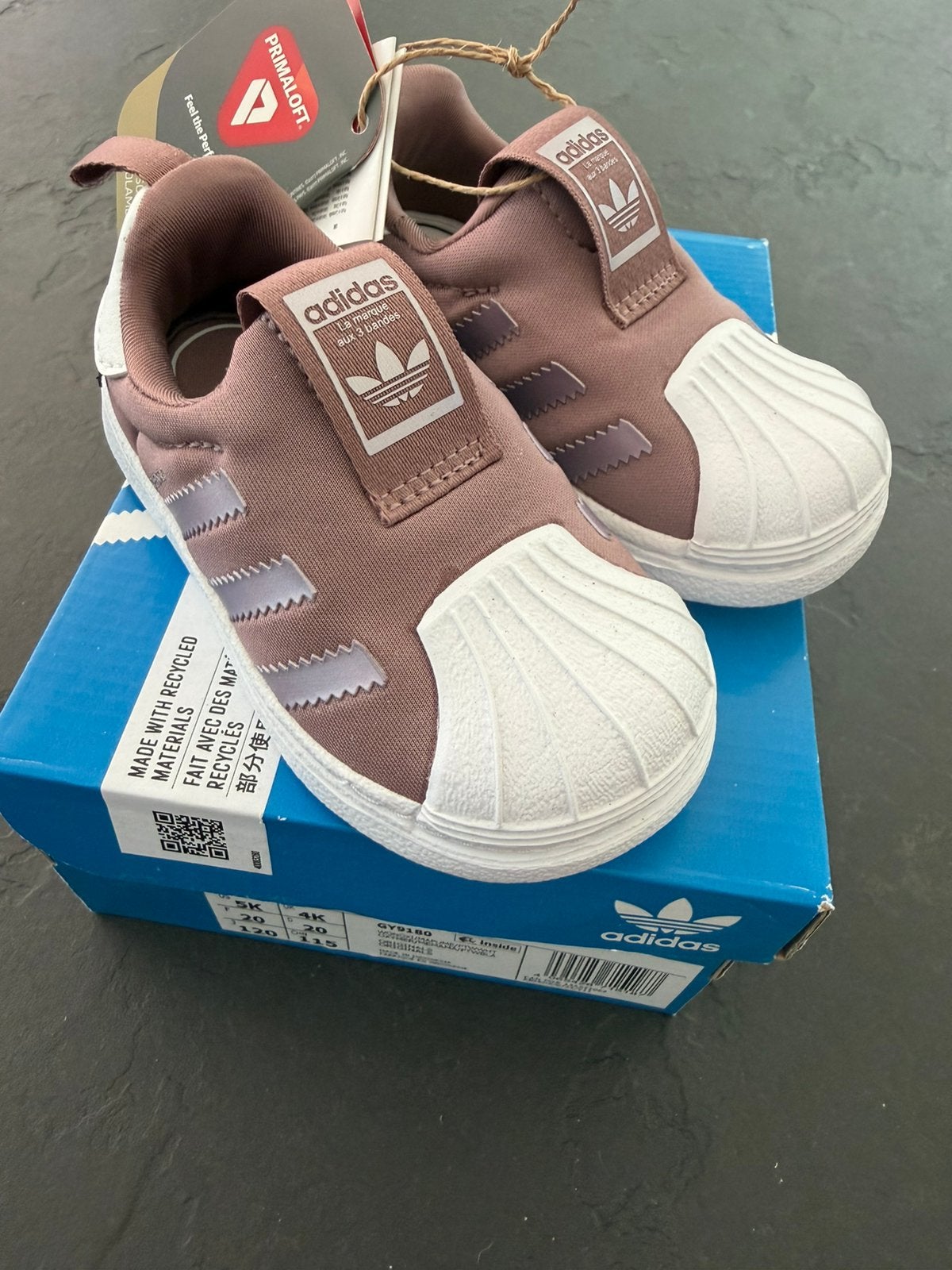 Adidas sneaker NIEUW, Schoentjes, Jongetje of Meisje, Nieuw, Ophalen of Verzenden