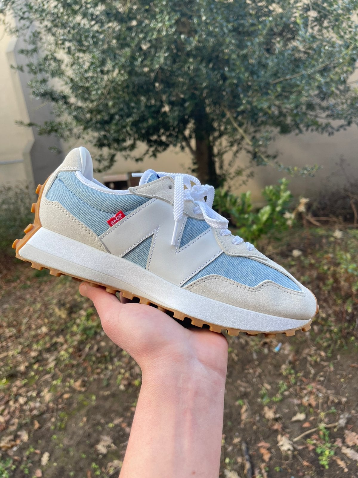 New Balance 327 x Levi's « Light Wash Denim », Enlèvement, Neuf