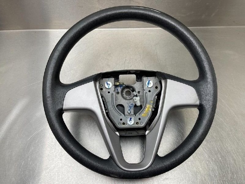 VOLANT DIRECTION Hyundai i20 (01-2008/12-2015), Dhr. M. Roggen, Stadsweg 37 37
9917 PV  WIRDUM GR., NL, Hyundai, Utilisé