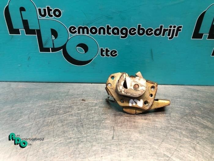 Serrure portière mécanique 2portes droite d'un Fiat Ducato, -, 3 mois de garantie, Utilisé, Fiat