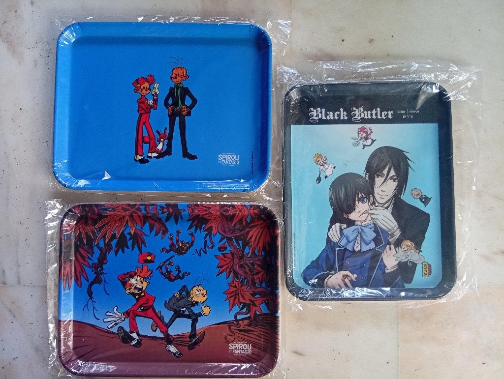 3 plateaux ( 2 Spirou - Black Butler) - état neuf., Collections, Personnages de BD, Enlèvement ou Envoi, Gaston ou Spirou, Neuf
