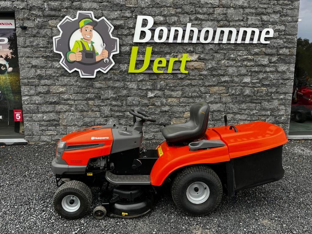 Tracteur tondeuse Husqvarna CTH140, Tuin en Terras, Zitmaaiers, Zo goed als nieuw, Elektrische starter, Opvangbak, Ophalen
