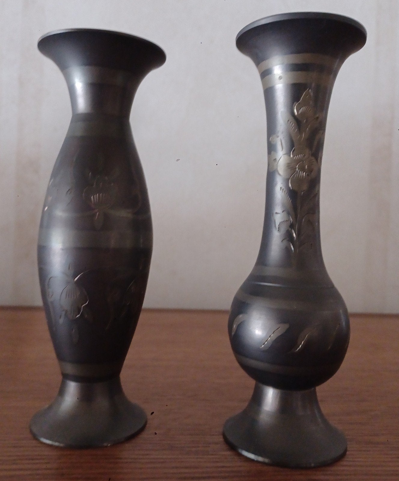 Set van 2 Indische messing vaasjes., Antiek en Kunst, Ophalen