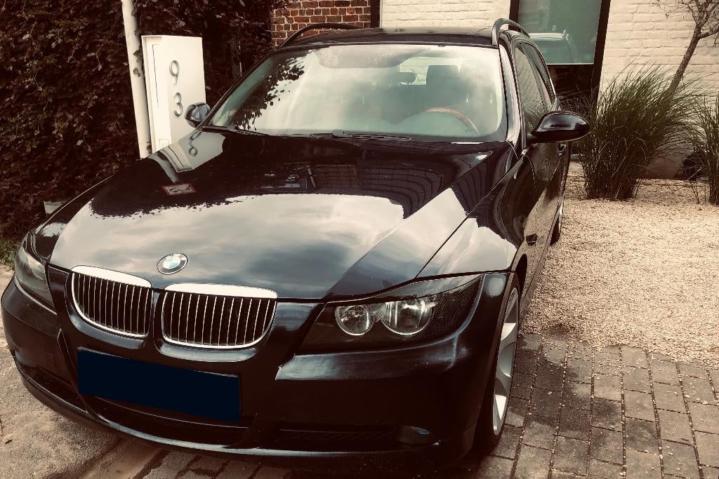BMW 325i break  -  EXPORT, Autos, Cuir, Achat, 5 portes, Break