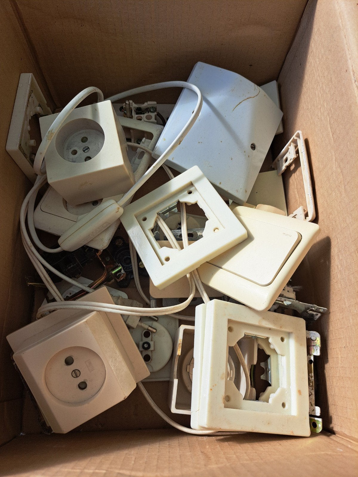 Prises de courant et interrupteur, Enlèvement ou Envoi, Utilisé, Interrupteur