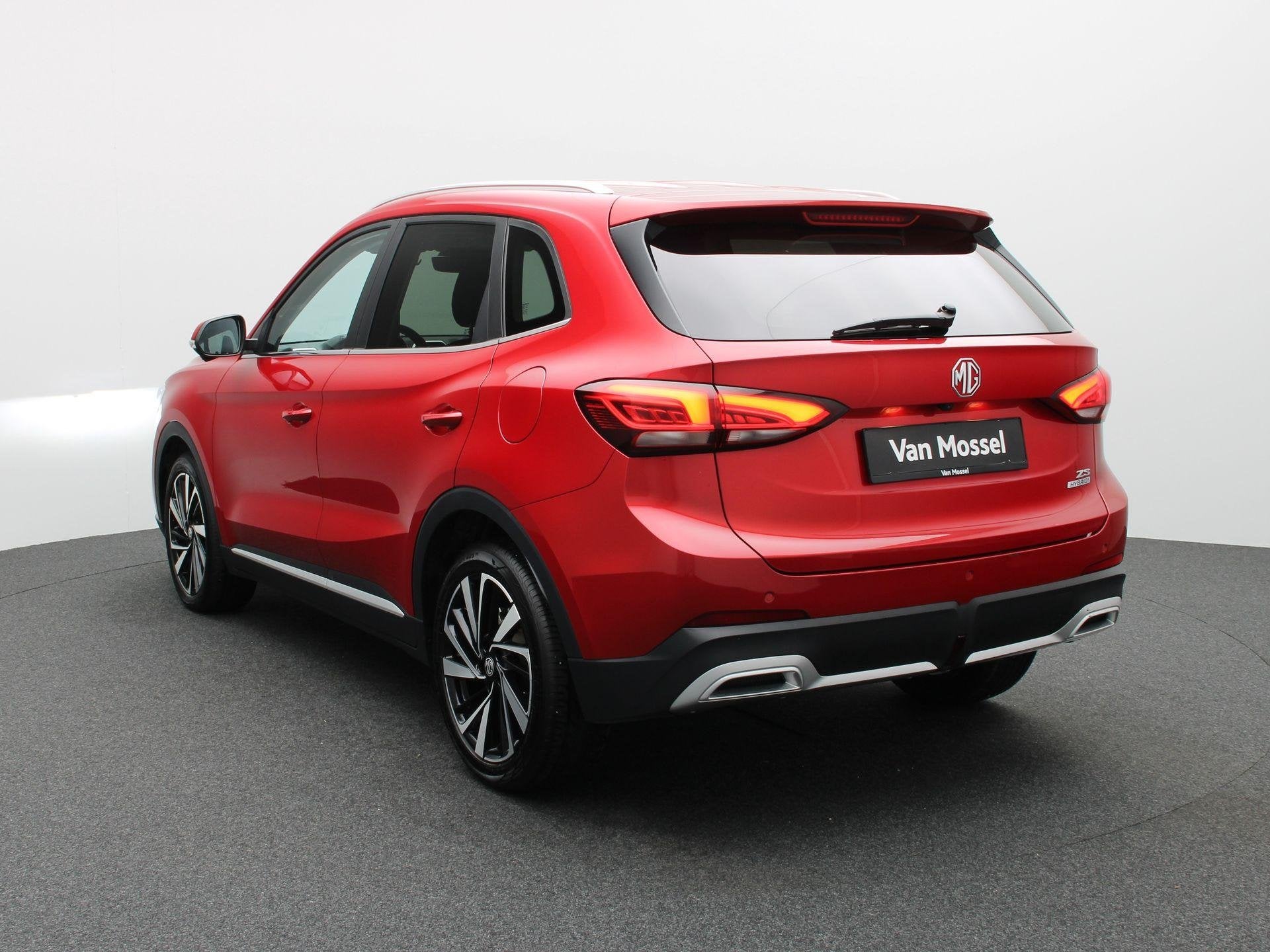 MG ZS Hybrid+ Luxury (automatique), Autos, Rouge, 75 kW, Achat, 2 kWh