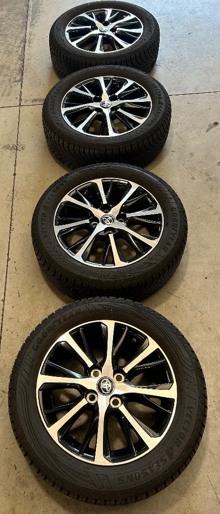 Toyota yaris velgen met banden, Auto-onderdelen, Banden en Velgen, Ophalen, Gebruikt, 15 inch, Banden en Velgen