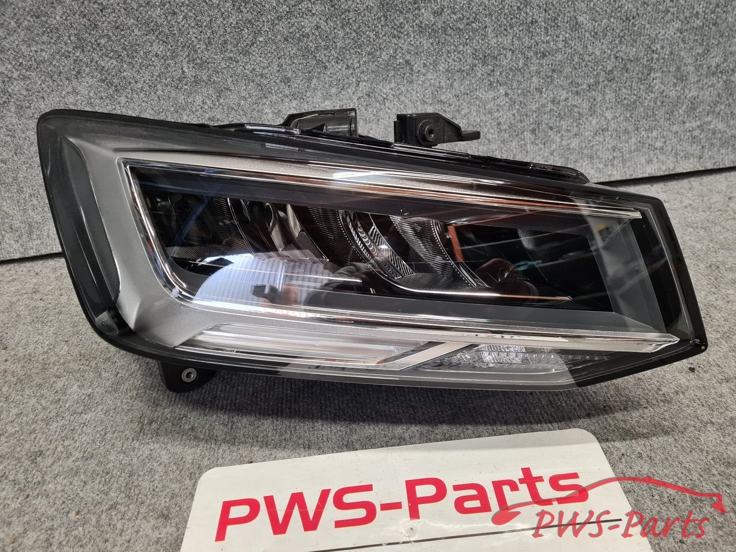 AUDI Q2 81A LED RECHTS KOPLAMP ORIGINEEL, Gebruikt, -, -, -