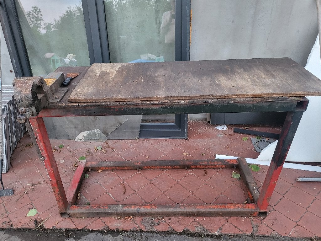 Stevige Werkbank met bankvijs, Doe-het-zelf en Bouw, Werkbanken, Ophalen