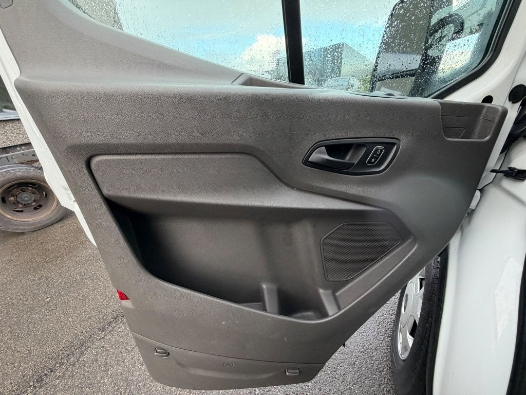 Ford Transit (Stock ID 35356) — 15