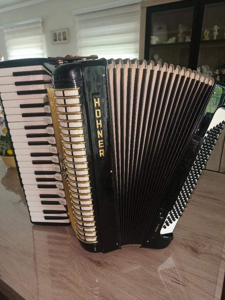 Accordeon hohner, Muziek en Instrumenten, Ophalen, Hohner, Met koffer