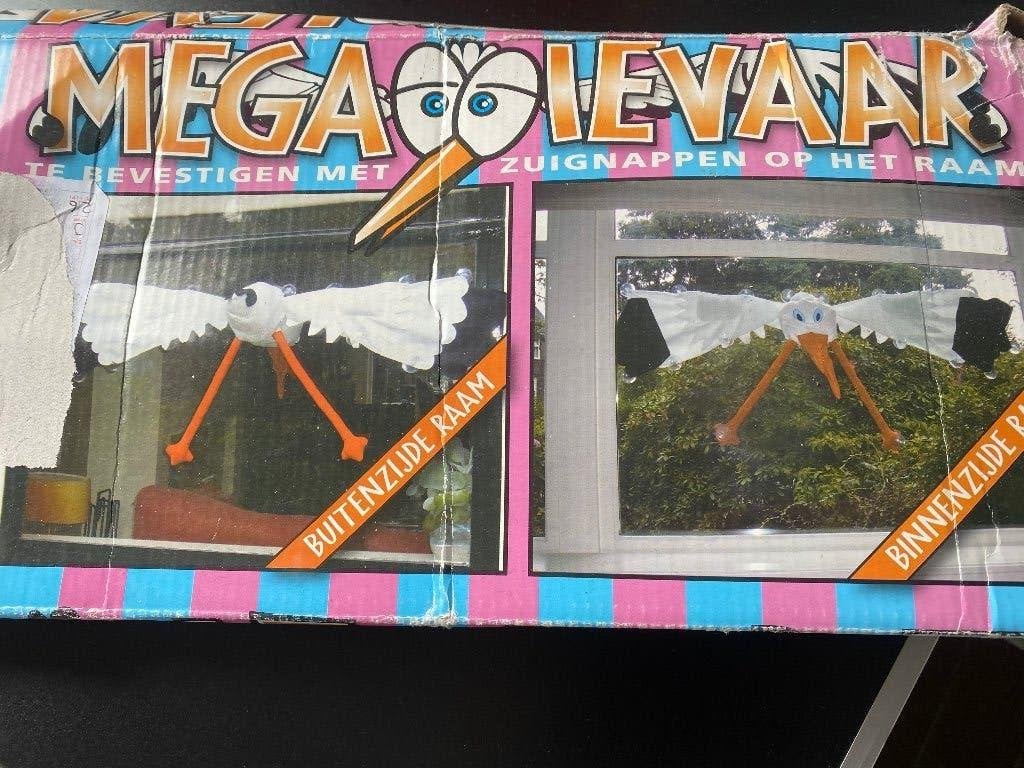 fenêtre en forme de cigogne, Enlèvement ou Envoi, Utilisé