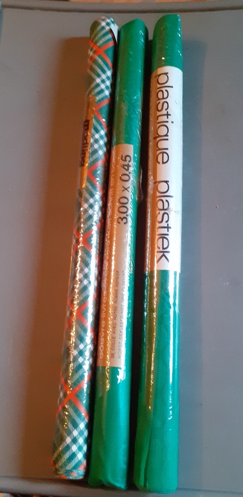 3 rouleaux de plastique pour recouvrir cahier et livre, Divers, Enlèvement ou Envoi