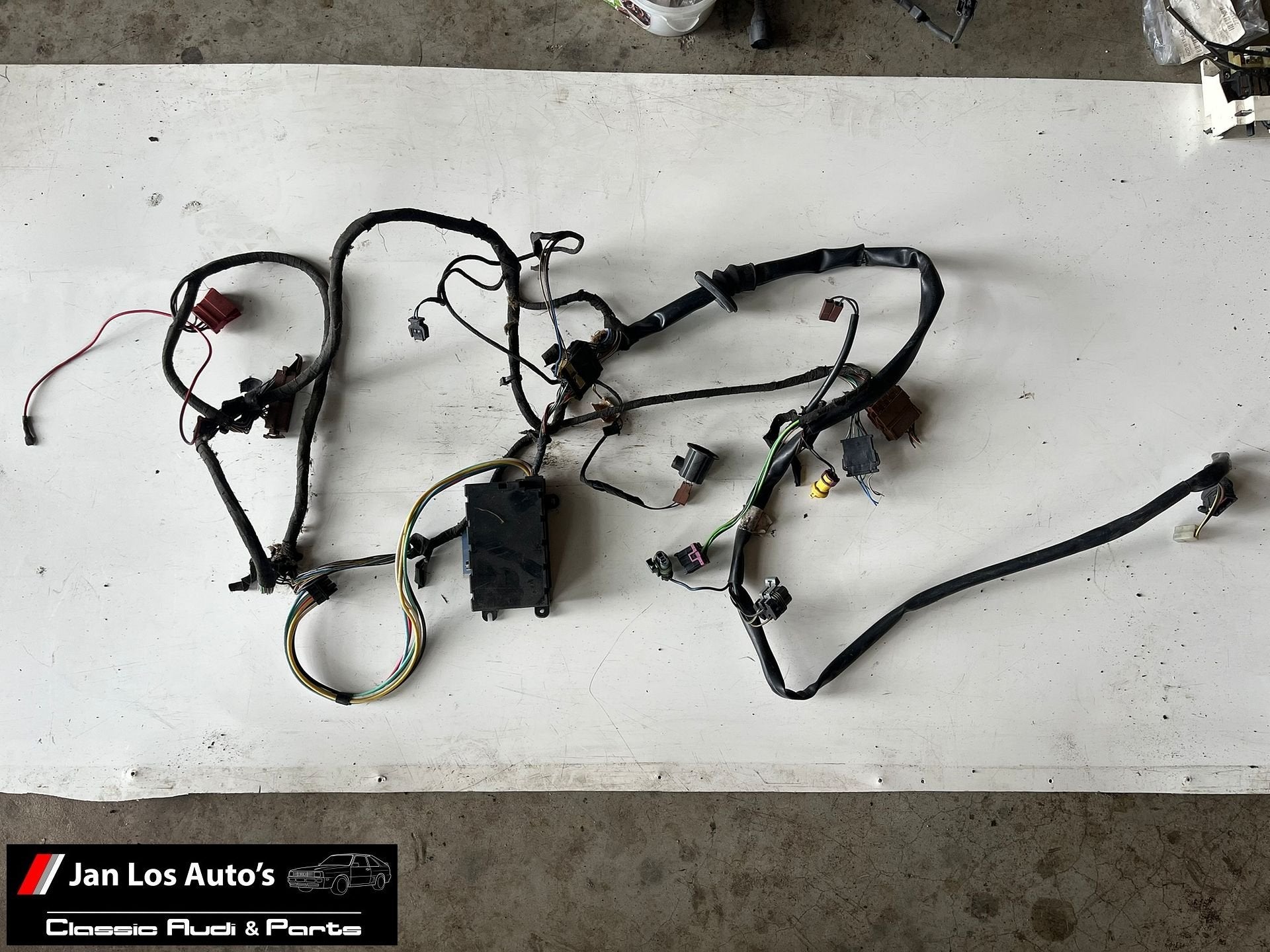 Audi 100 200 typ 44 C3 kabelboom  ECC 443971569AQ 443820504, -, Origine de la pièce connue, Audi, Utilisé
