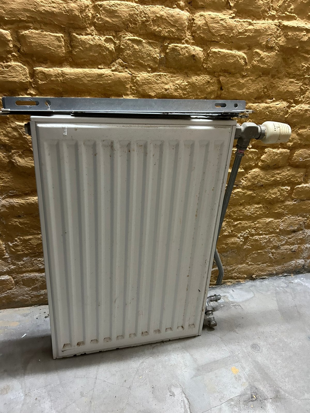 Chauffage/ radiatoor, Doe-het-zelf en Bouw, Ophalen, 30 tot 80 cm, Gebruikt, Radiator