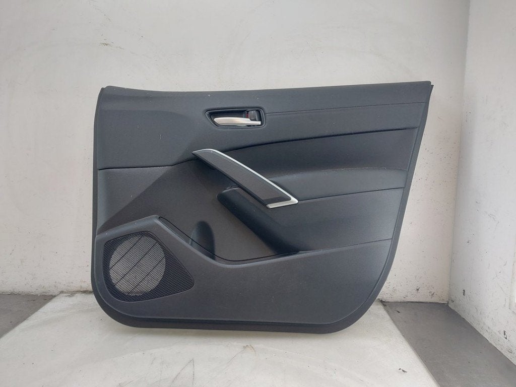 PORTIERBEKLEDING RECHTS VOOR Corolla Cross (|6761016B10C1|), Dhr. J. Ham, Gebruikt, Administratie@autoham.nl, Toyota