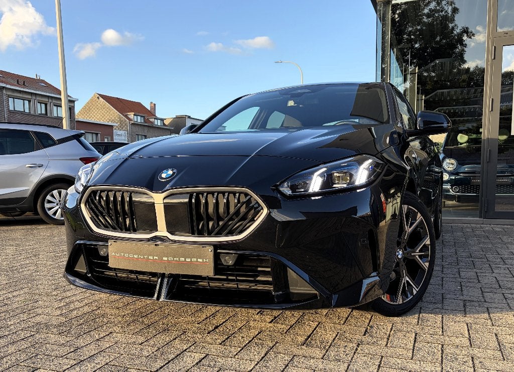 BMW 116iA M pack - 27.501 KM!! Harman/Kardon - Pano, Dealer onderhouden, 1 Reeks, Leder, Bedrijf