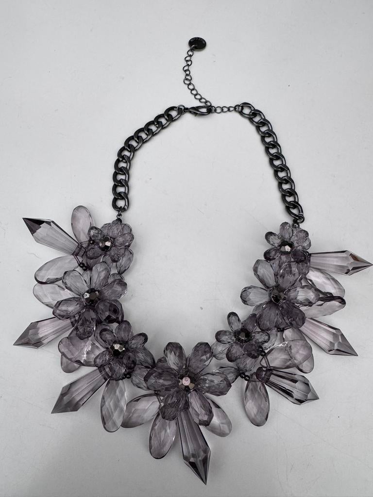 Collier Marc Cain, Bijoux, Sacs & Beauté, Colliers, Enlèvement ou Envoi, Comme neuf, Gris, Synthétique