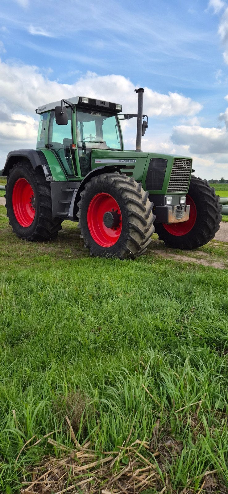 Fendt 824 Favorit Turboshift, Zakelijke goederen, Gebruikt, Meer dan 10000, Ophalen of Verzenden, Meer dan 160 Pk