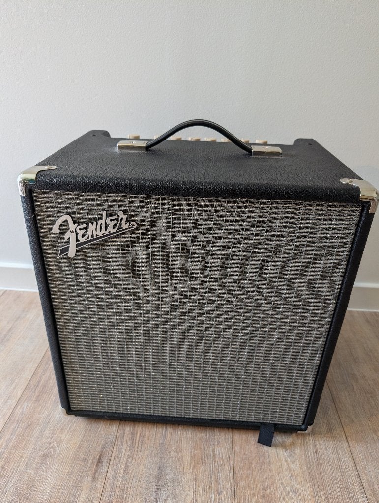 Fender Rumble 40, Muziek en Instrumenten, Ophalen, Gebruikt, Basgitaar, Minder dan 50 watt