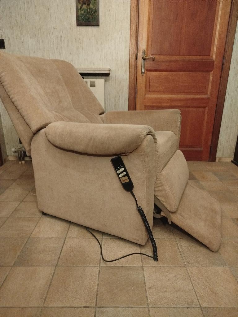 Electrische relaxzetel, Ophalen, Gebruikt