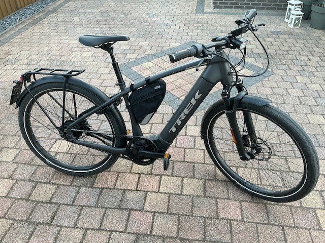 Mooie trek allant + 9s speedpedelec met slechts 739 km, Fietsen en Brommers, Zo goed als nieuw, 50 km per accu of meer, 55 tot 59 cm