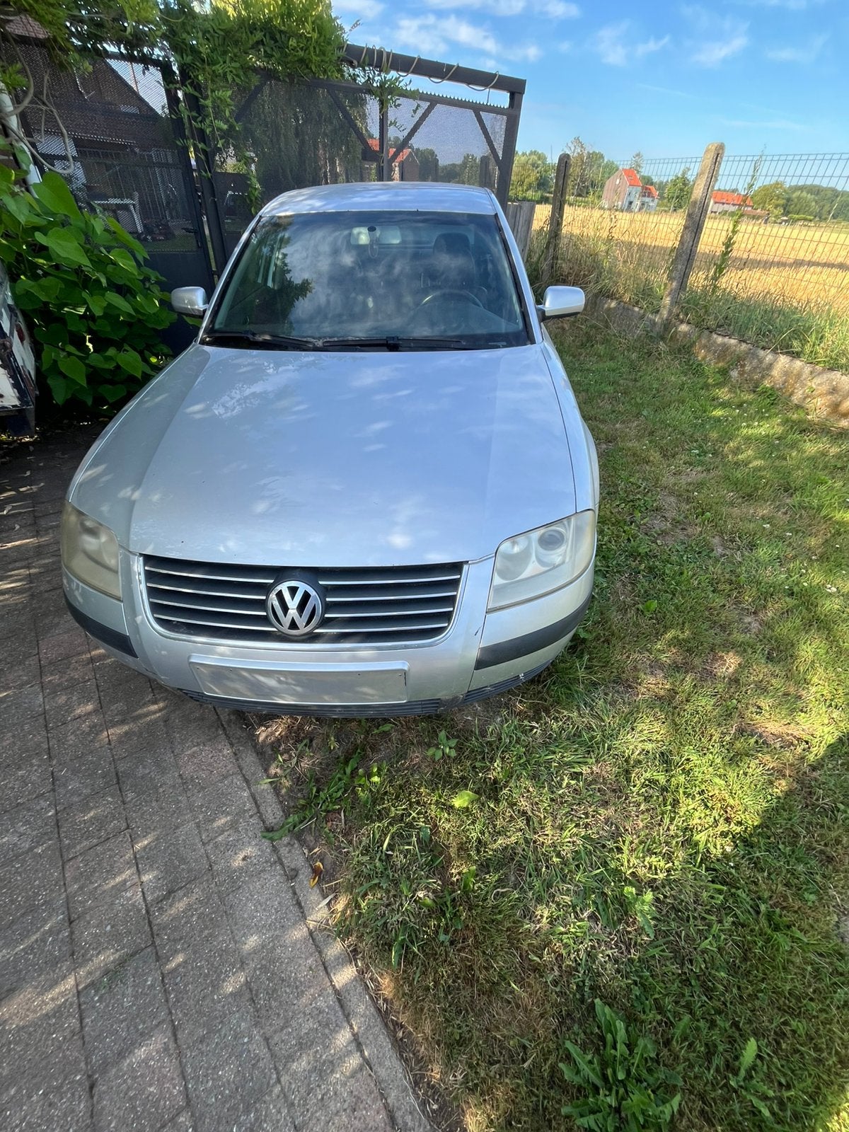 Volkswagen Passat 2004 1.9tdi 130ch, Argent ou Gris, Achat, 4 portes, Boîte manuelle