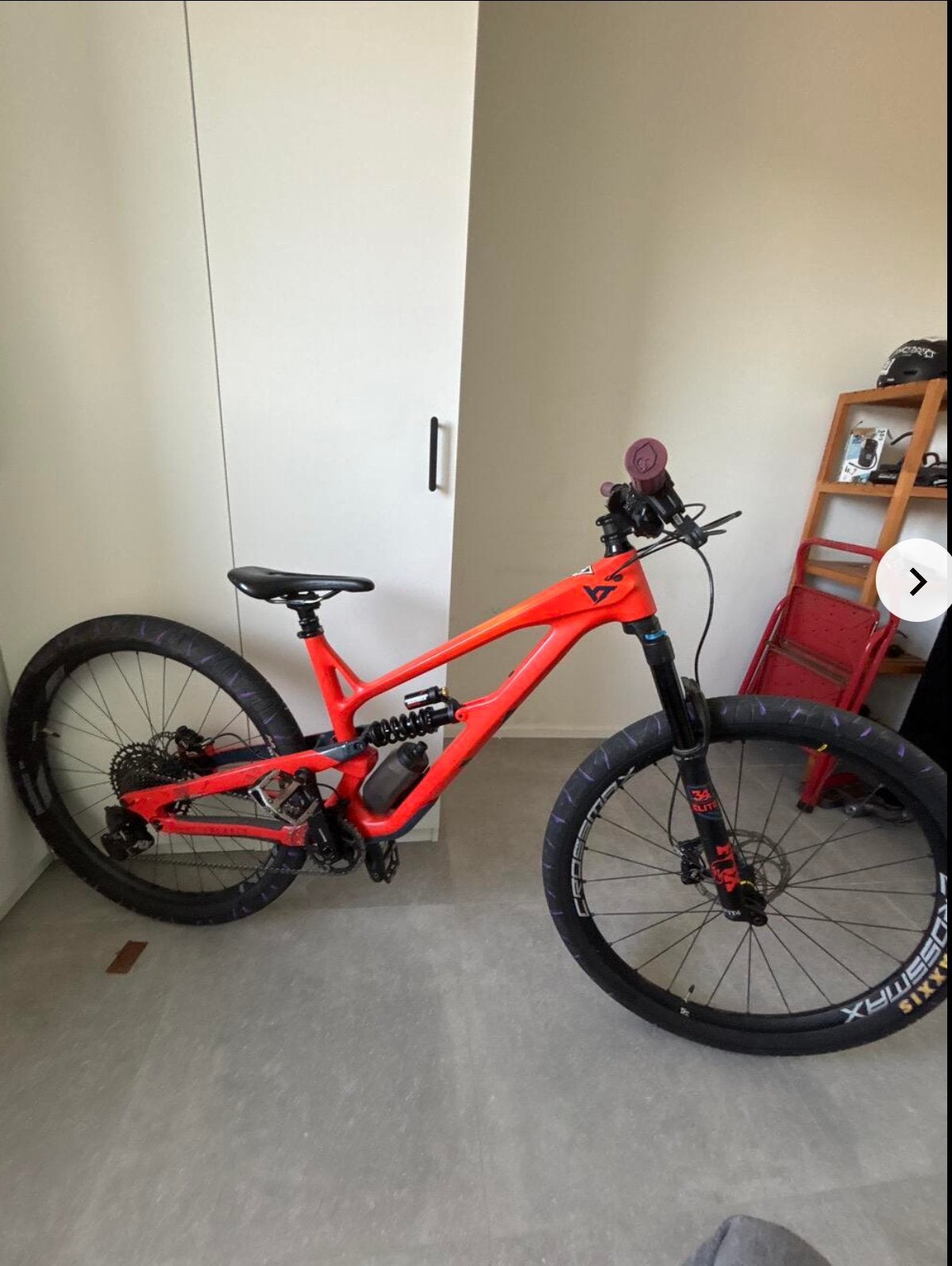 Vélo à vendre, suspension intégrale en carbone, Vélos & Vélomoteurs, Autres marques, Comme neuf, Enlèvement, VTT tout suspendu