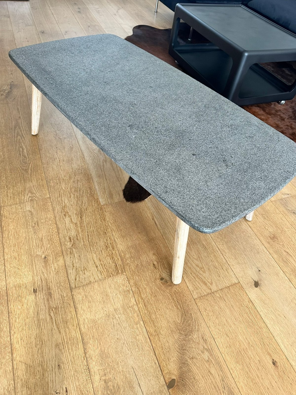 Table en pierre massif (granite), Huis en Inrichting, Ophalen, Overige materialen, 100 tot 150 cm, 50 tot 100 cm