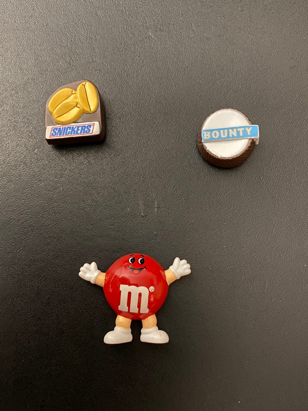 3 mini-figurines à clipser / pins - Mars M&M’s - vintage, Collections, Broches, Pins & Badges, Enlèvement ou Envoi, Comme neuf