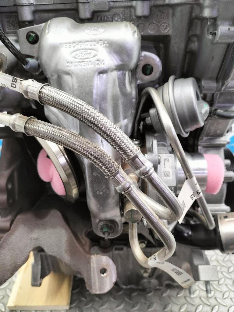 FORD TRANSIT COURIER LIMITED TURBO H6BG6K682AD 2024, Ophalen of Verzenden, Gebruikt, Stiba lid