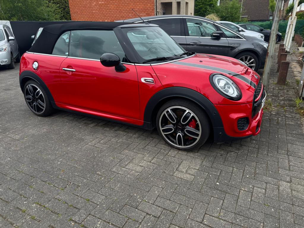 Mini Cooper 'S  John Cooper Works cabrio, Autos, Rouge, Cuir et Alcantara, Achat, Euro 6