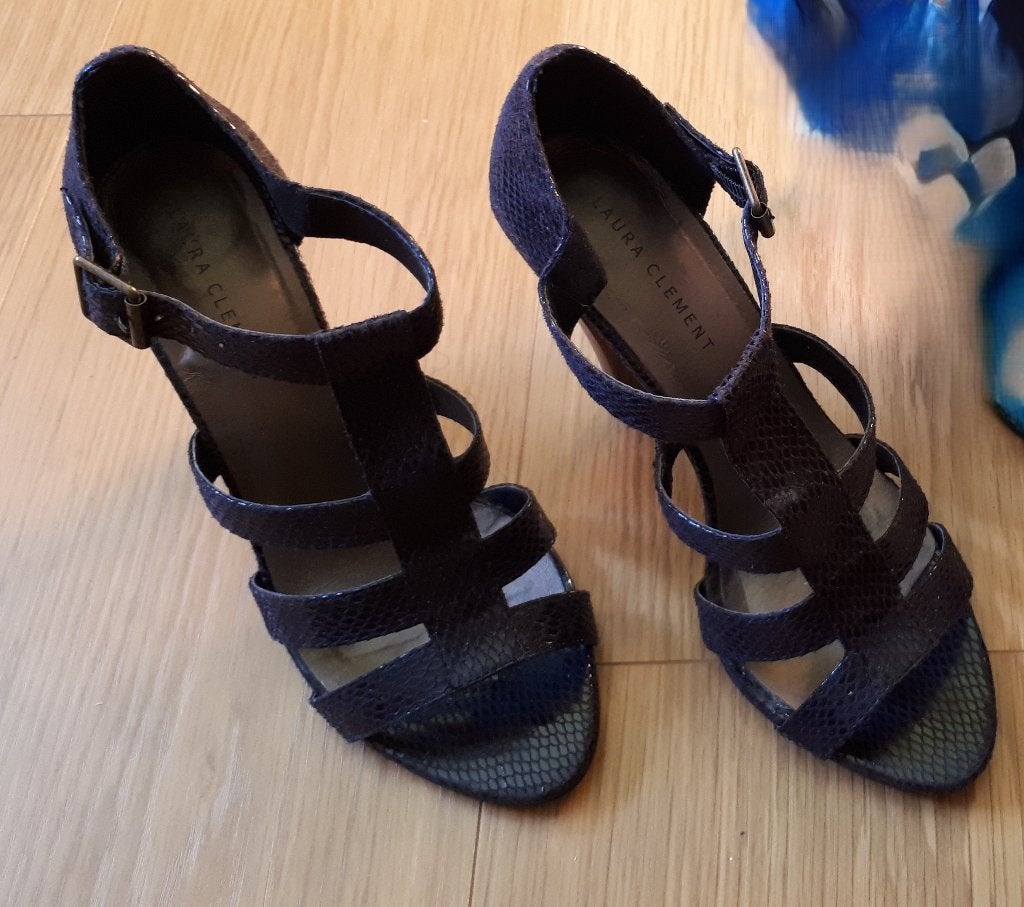 sandales brunes haut talon Laura Clément pointure 39, Enlèvement ou Envoi, Chaussures à haut talons, Brun, Porté