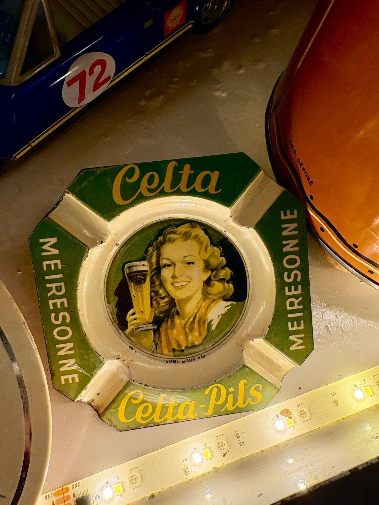 Blikken asbak  celta pils meiresonne, Verzamelen, Ophalen of Verzenden