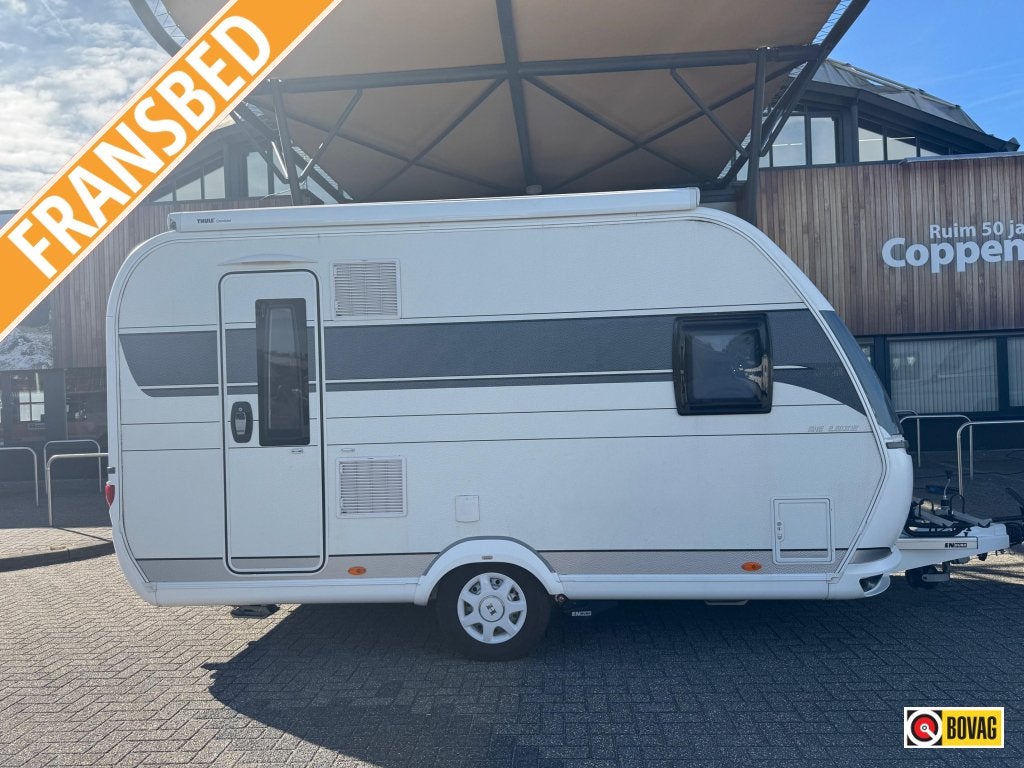 Hobby De Luxe 400 SFE, Caravanes & Camping, Jusqu'à 4, Lit dans la longueur, 4 à 5 mètres, Hobby