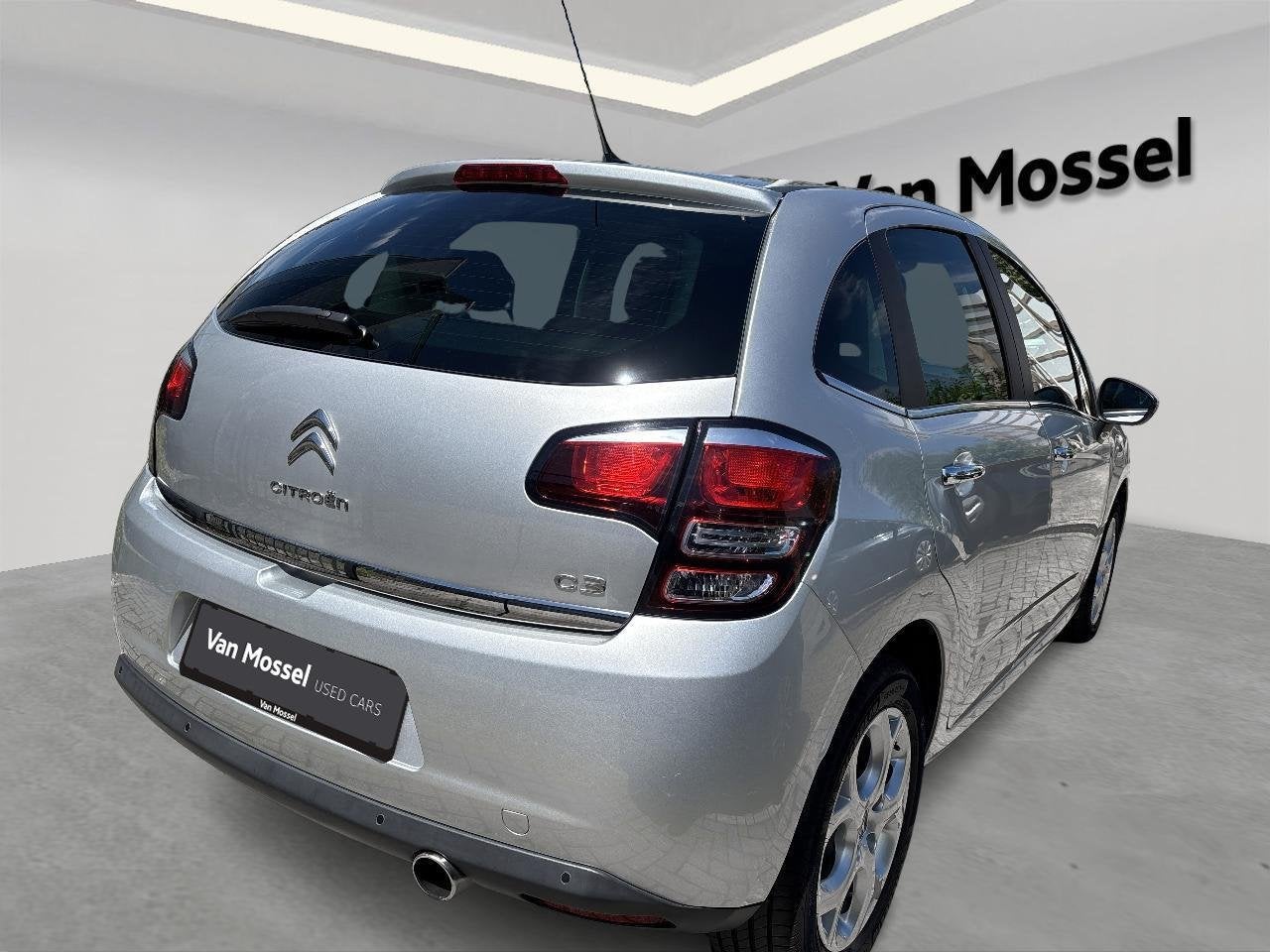 Citroën C3 1.2 PureTech 82 MAN Business, Auto's, Stof, Gebruikt, Euro 6, Bedrijf